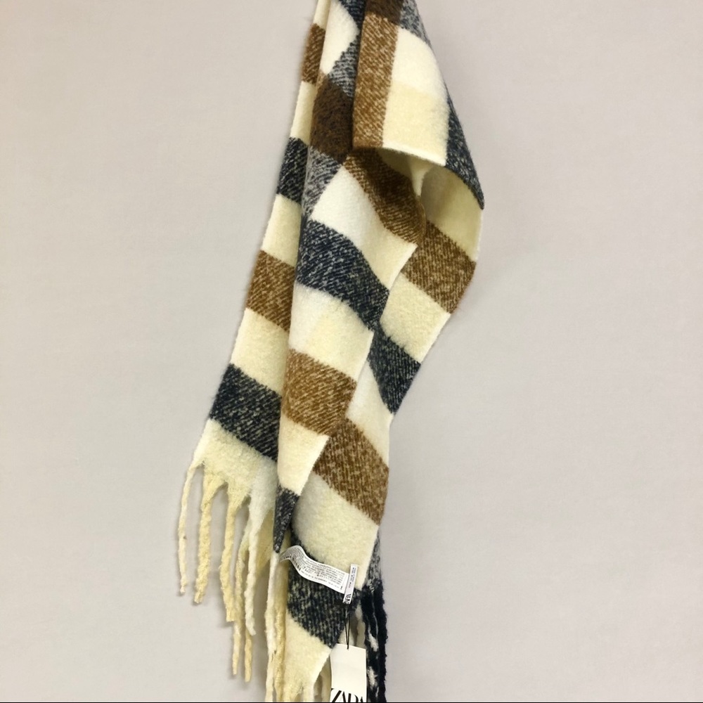 Zara cream plaid oversized scarf